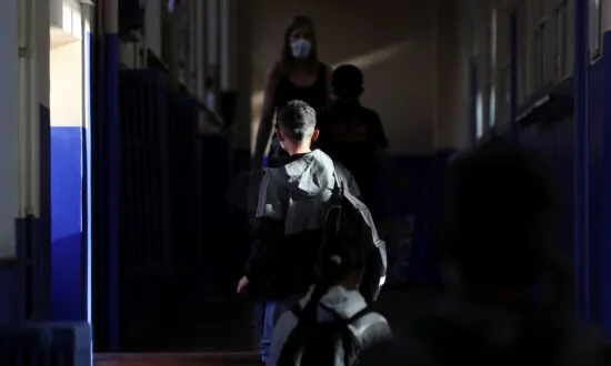 Children With COVID-19 May Be Less Contagious Than Adults, Two UK Epidemiologists Say