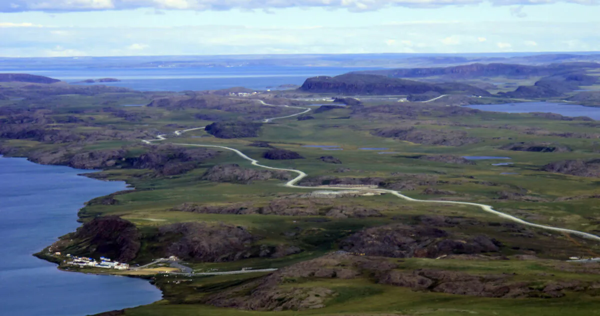 Aerial view of Hope Bay, Nunavut, where TMAC Resources' gold mine is located. (Timkal/CC BY 3.0)