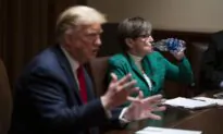 Independent Could Siphon Votes From GOP’s Schmidt, Boost Kelly in Tossup Kansas Governor Race