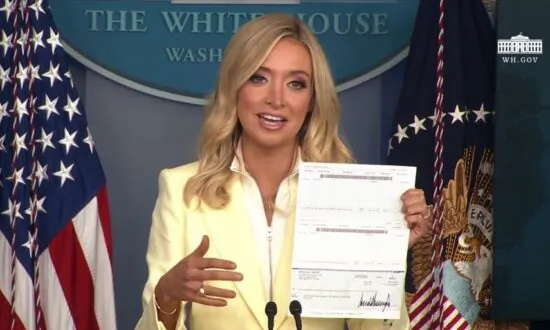 White House press secretary briefs after days of protests