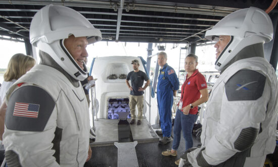 Trump to Attend 1st Launch of Astronauts From US in Years