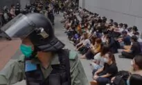 Chinese-Language Newspaper’s Commentary Published in Toronto and New York Supports Hong Kong National Security Law