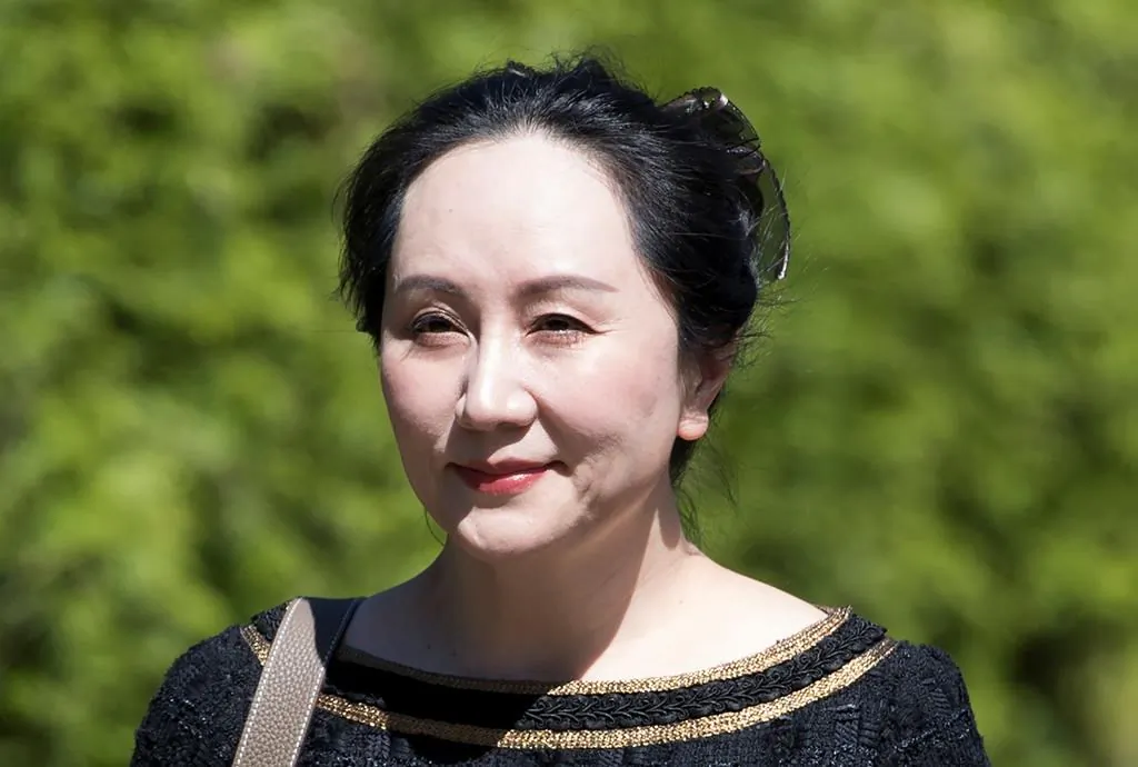 Meng Wanzhou, former chief financial officer of Huawei, leaves her home to go to B.C. Supreme Court in Vancouver, on May 27, 2020. (The Canadian Press/Jonathan Hayward)