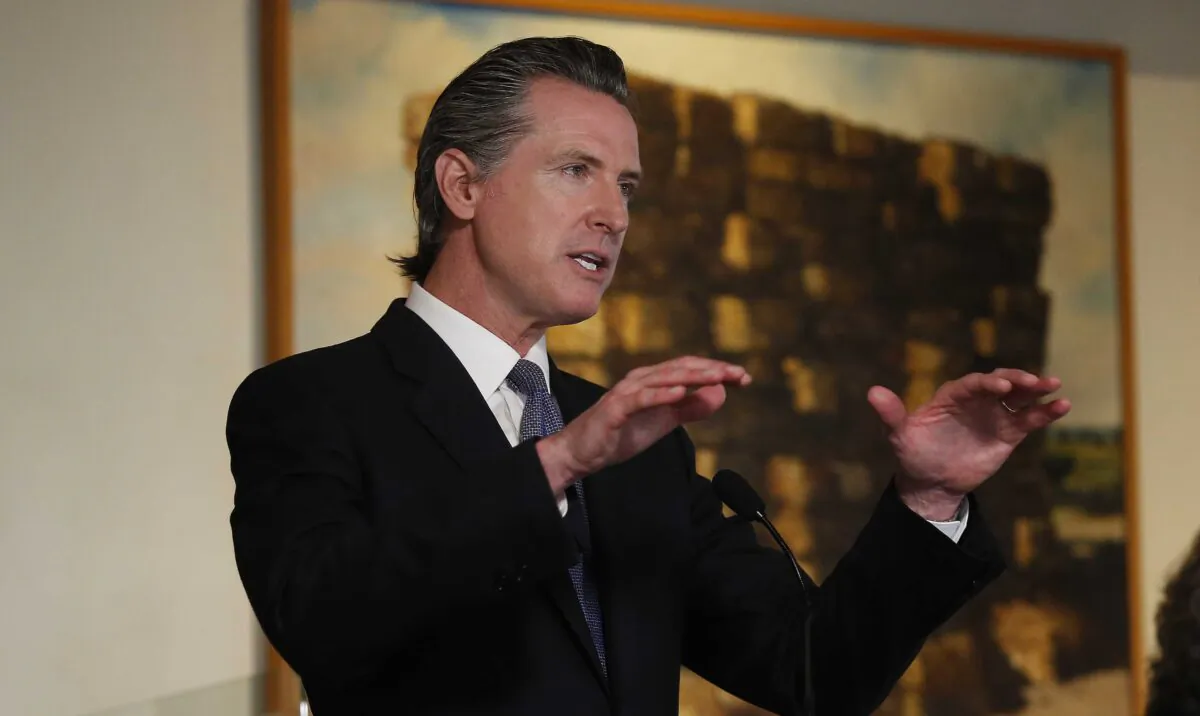 California Gov. Gavin Newsom speaks at a news conference at Mustards Grill in Napa, Calif., on May 18, 2020. (Rich Pedroncelli/AP Photo)