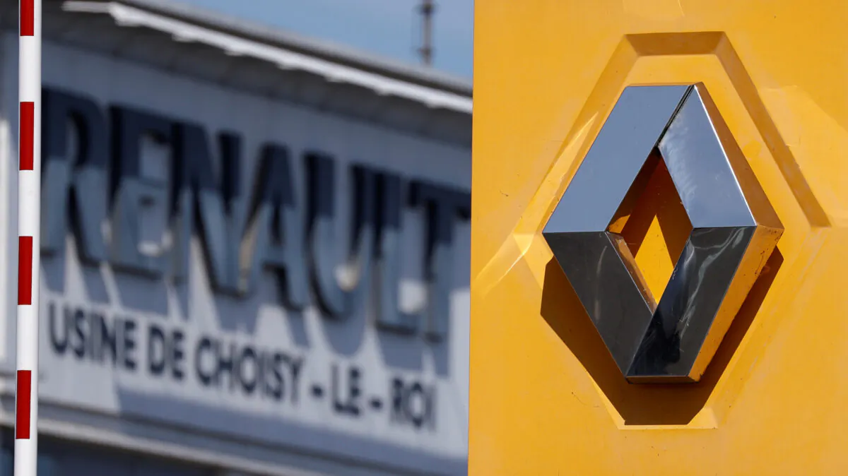 A Renault logo is seen outside the Renault factory in Choisy-le-Roi near Paris, France, on May 25, 2020. (Christian Hartmann/File Photo/Reuters)