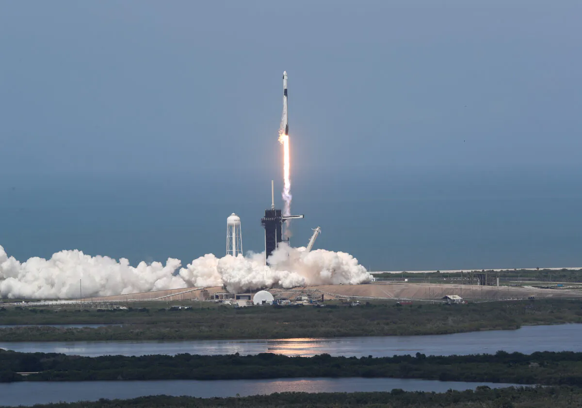 The SpaceX Falcon 9 rocket with the manned Crew Dragon spacecraft attached takes off from launch pad 39A at the Kennedy Space Center in Cape Canaveral, Fla. on May 30, 2020. (Joe Raedle/Getty Images)