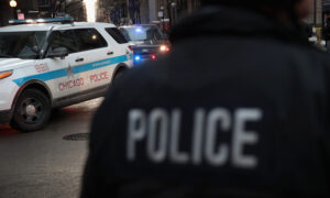 Police Stop Rioters From Tearing Down Christopher Columbus Statue in Chicago