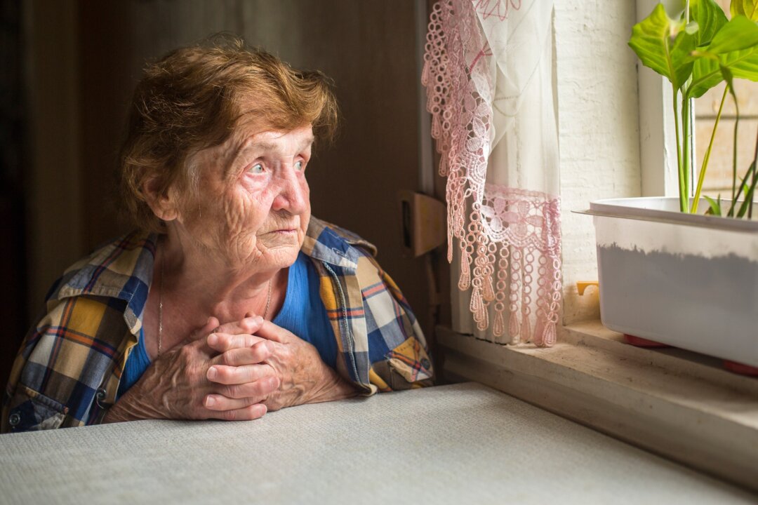 Older adults are facing a sense of severe isolation as pandemic social isolation restrictions lift for others, but not for them. (De Visu/Shutterstock)