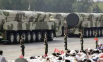 US Lawmakers to Unveil Bill Banning Investment in Firms Tied to China’s Military