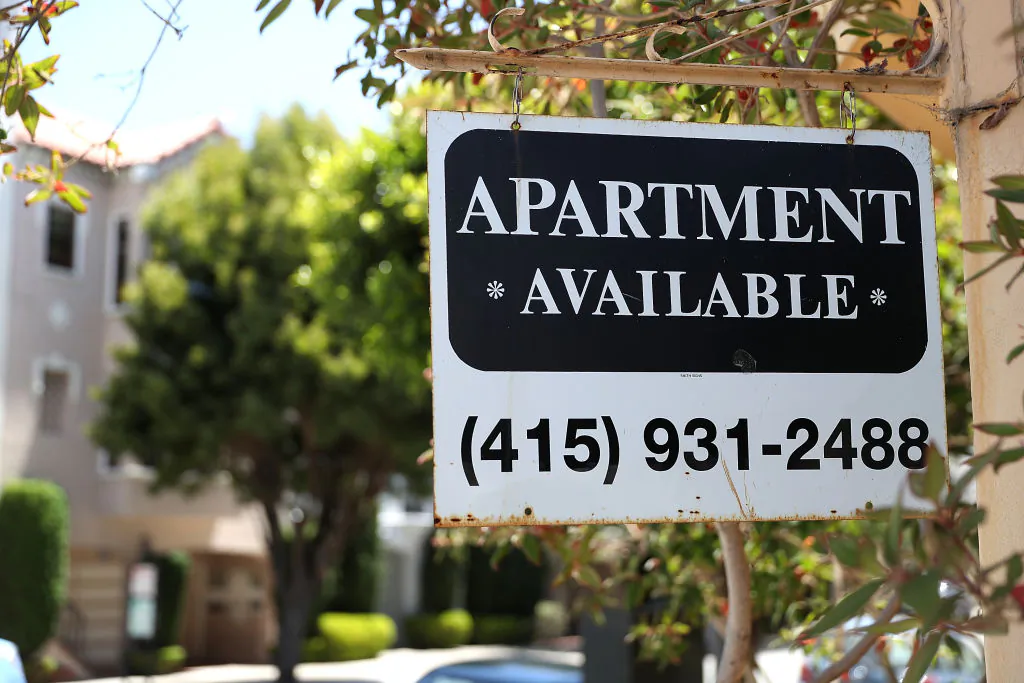 A rental vacancy sign is posted in front of an apartment in San Francisco, Calif., on June 13, 2018.  (Justin Sullivan/Getty Images)