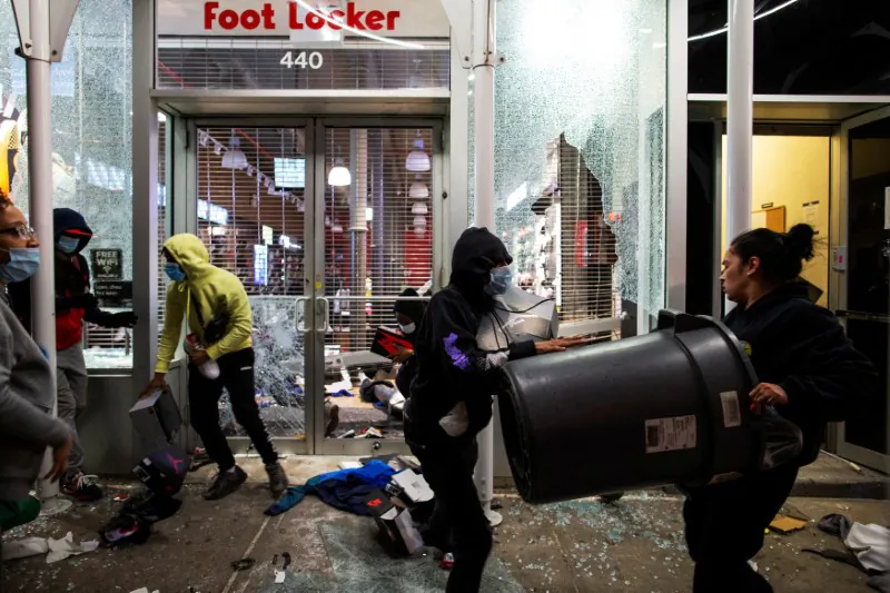 Looters target a store in the Manhattan borough of New York City on June 1, 2020. (Eduardo Munoz/Reuters)