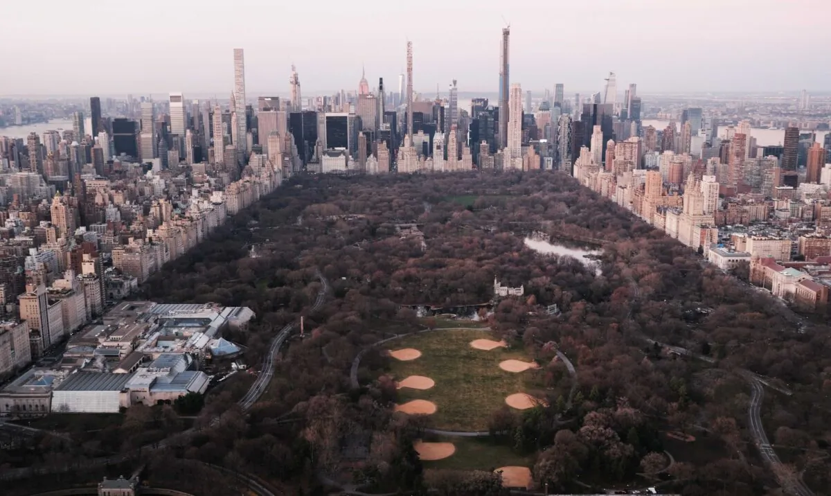 Dawn breaks over Manhattan and Central Park as the city struggles to contain the number of coronavirus cases in New York City on March 18, 2020. (Spencer Platt/Getty Images)