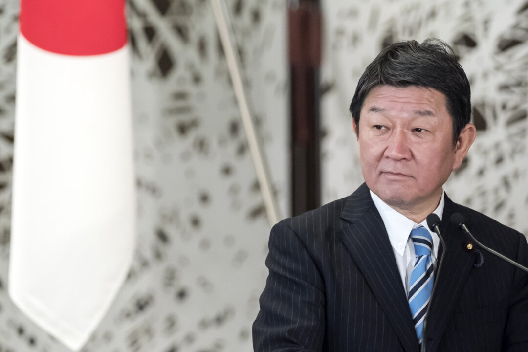 Japan May Consider Mine Sweeping Strait of Hormuz If Cease-Fire Reached: Foreign Minister