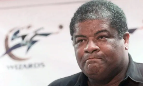 Wes Unseld, NBA Rookie of Year and MVP in 1969, Dies at 74