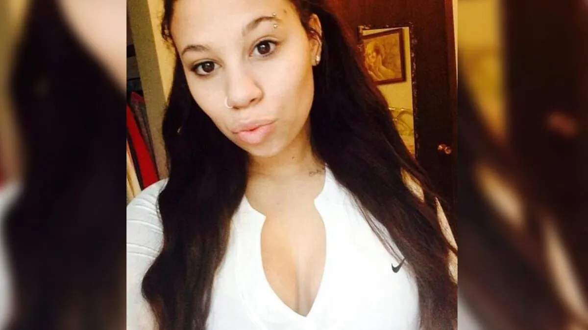 This undated photo provided by the Kelly family shows Italia Marie Kelly, 22, of Davenport, Iowa. (Courtesy of the Kelly family via AP)