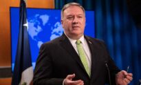Pompeo Urges Global Stock Exchanges to Tighten Listing Rules for Chinese Companies