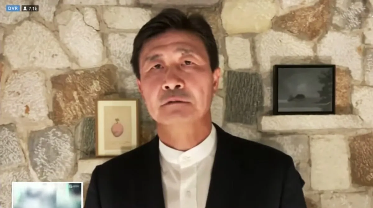Retired Chinese soccer star Hao Haidong in a video advocating for a "new federal state of China," shot from his home in Spain, on June 4, 2020. (Screenshot/YouTube)