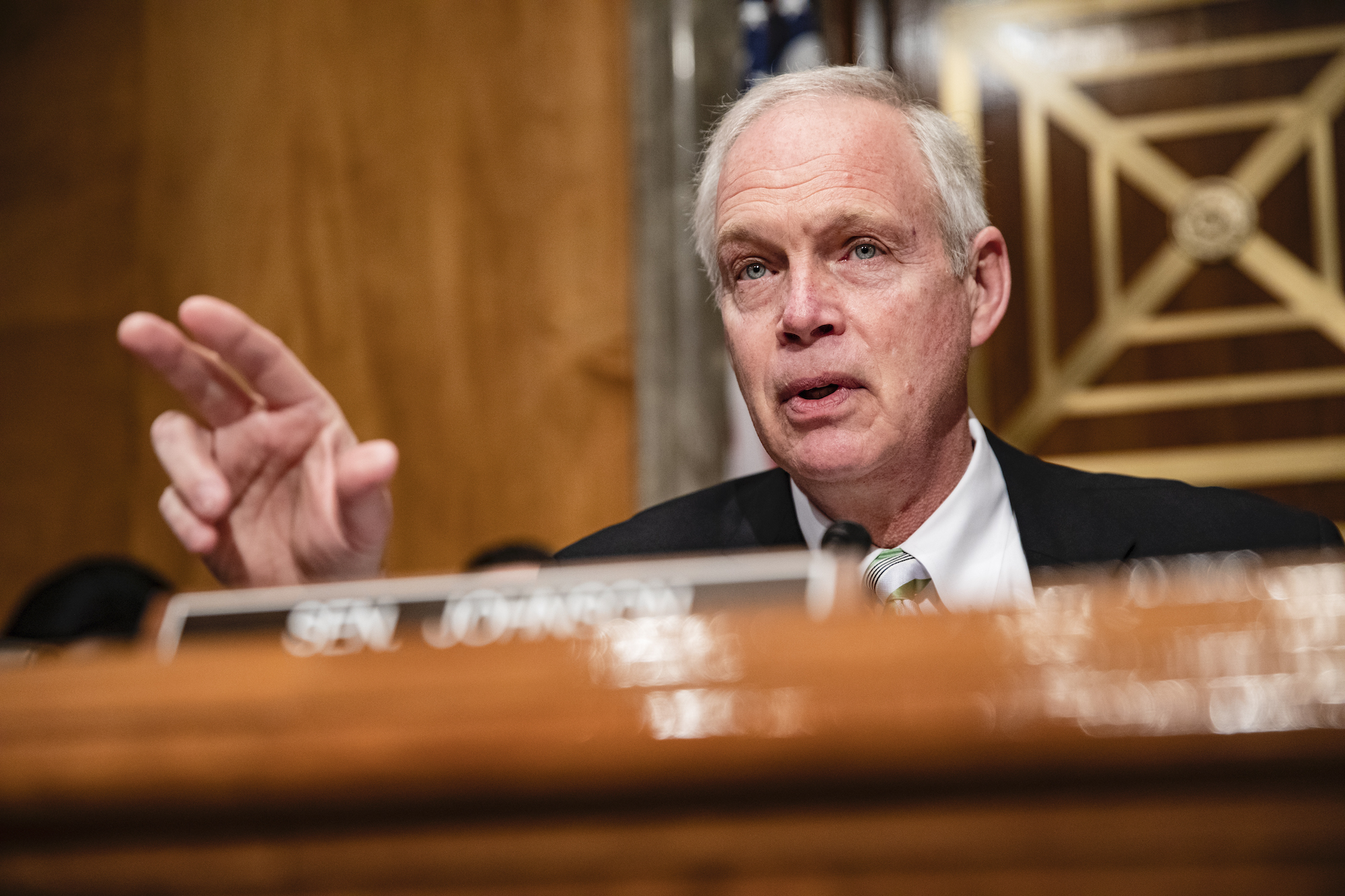 Sen. Ron Johnson Blasts Fauci's 'Fear Mongering' Track Record on AIDS - Vimarsana News