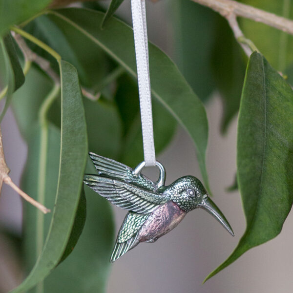 Danforth Pewter: Made by Many Hands 15 Danforth Pewter: Made by Many Hands Danforth Pewter: Made by Many Hands
