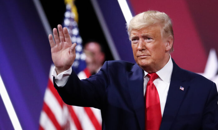 President Donald Trump speaks at the CPAC convention in National Harbor, Md., on Feb. 29, 2020. (Samira Bouaou/The Epoch Times)