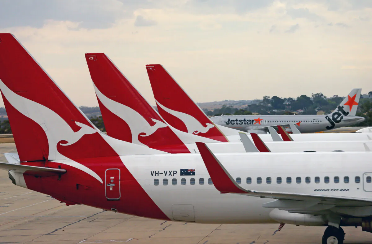 Qantas axes overseas flights until October. (Scott Barbour/Getty Images)
