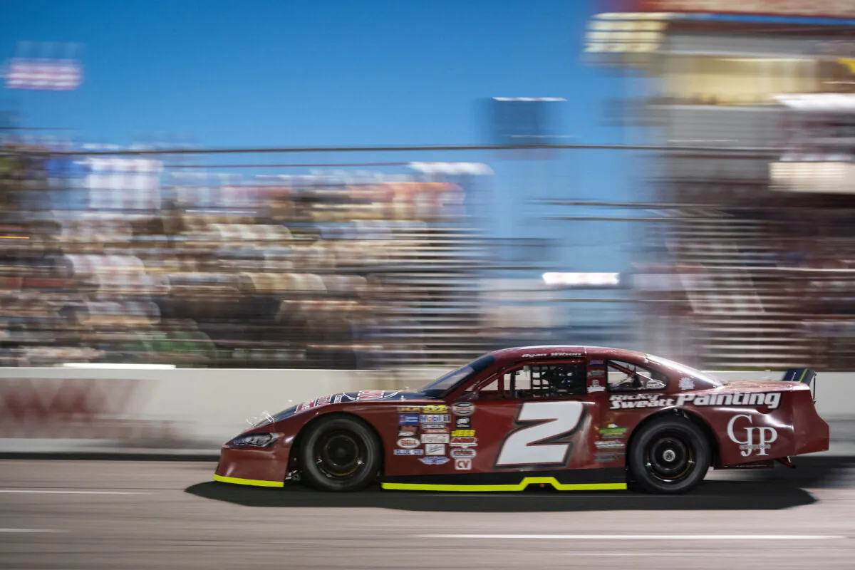 A race car on the track at Ace Speedway in Altamahaw, N.C., on May 30, 2020. (Al Drago/Getty Images)
