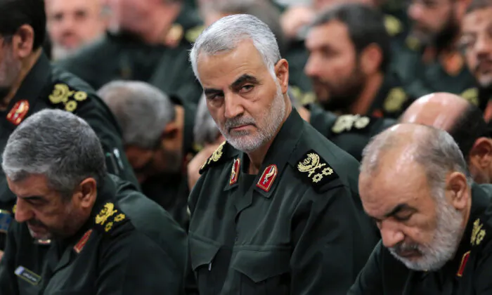 Revolutionary Guard Gen. Qassem Soleimani, center, attends a meeting in Tehran, Iran, on Sept. 18, 2016. (Office of the Iranian Supreme Leader via AP)