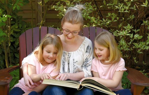 mom reading to kids