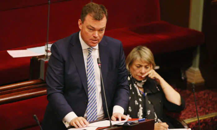 Edward O'Donohue MP speaks on November 2, 2017 in Melbourne, Australia. (Michael Dodge/Getty Images)