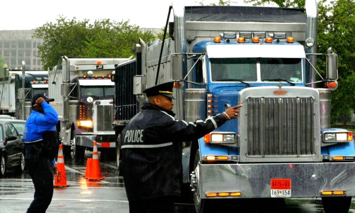 Defunding of Police Could Lead to Truckers Refusing to Deliver