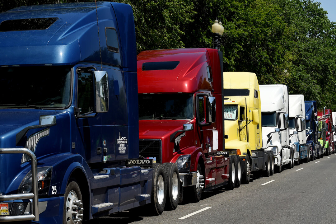 Ohio State Police ‘Aware and Monitoring’ Possible Trucker Protests Against Vaccine Mandates