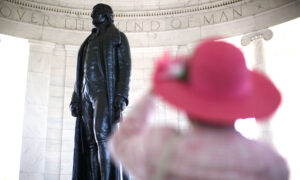 Protesters Topple Thomas Jefferson Statue at Oregon High School