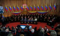Venezuela Court Orders Takeover of 2 Major Political Parties