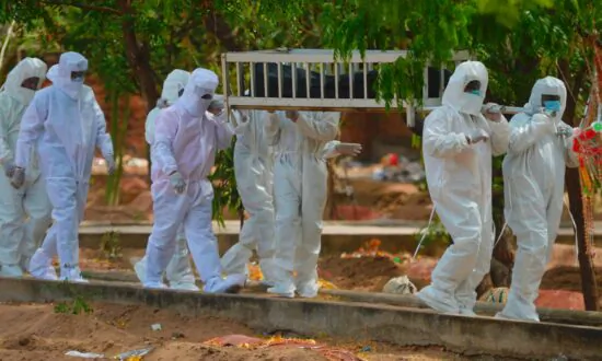 India Reports Over 2,000 New COVID-19 Deaths, Locks Down Chennai