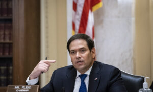 Rubio Asks If MLB Commissioner Will Give Up Georgia Golf Club Membership