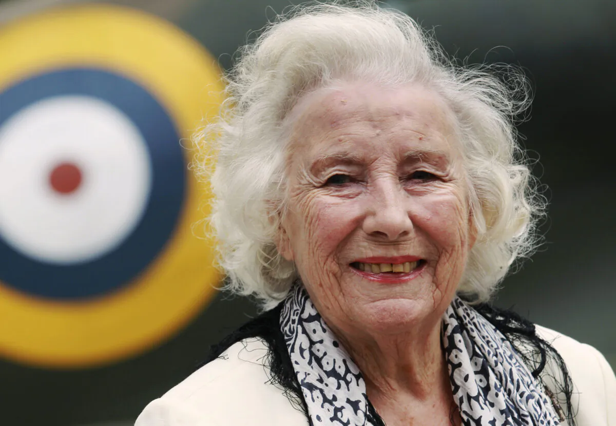 Second World War British Forces Sweetheart Vera Lynn attends the Battle of Britain commemoration outside the Churchill War Rooms in London on Aug. 20, 2010. (Luke MacGregor/Reuters)