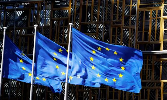 EU Formally Approves Embargo on Russia Oil