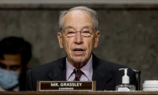 Grassley Withdraws Hold on Trump Nominees After Getting Reasons for Firing of Inspector Generals