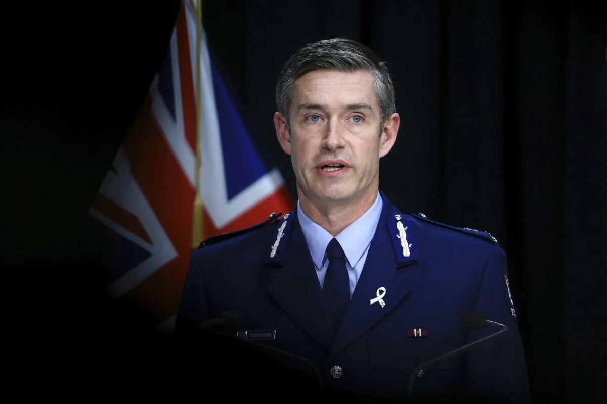 NZ Police Commissioner Andrew Coster speaks to media during a press conference at Parliament in Wellington, New Zealand, on April 23, 2020. (Hagen Hopkins/Getty Images)