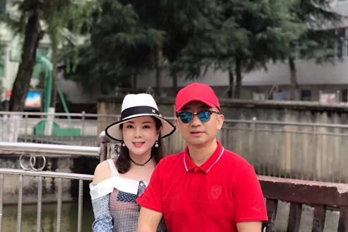 Li Huaiqing and his wife Bao Yan in this undated photo. (Courtesy of Bao Yan)