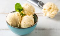 Grandma’s Old-Fashioned Vanilla Ice Cream
