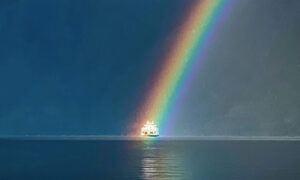 BC Man Captures Perfectly Timed Photo of Ferry Sailing 'Through' a Rainbow With iPhone