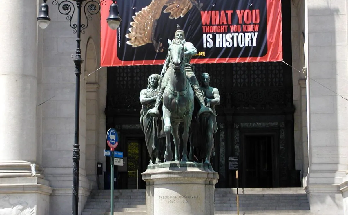 Theodore Roosevelt statue outside the American Museum of Natural History. (B.D.'s world via Flickr [CC BY-SA 2.0])