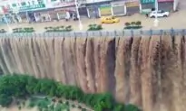 Chongqing Issued a Red Warning Amid Record-Breaking Floods