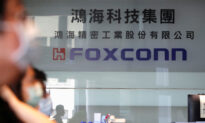 Apple Supplier Foxconn Cautious on 2022 Revenue Outlook