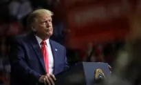 Trump Authorizes Federal Government to Arrest Anyone Who Vandalizes, Destroys Statues