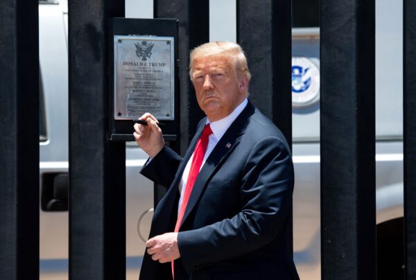 Trump at border wall