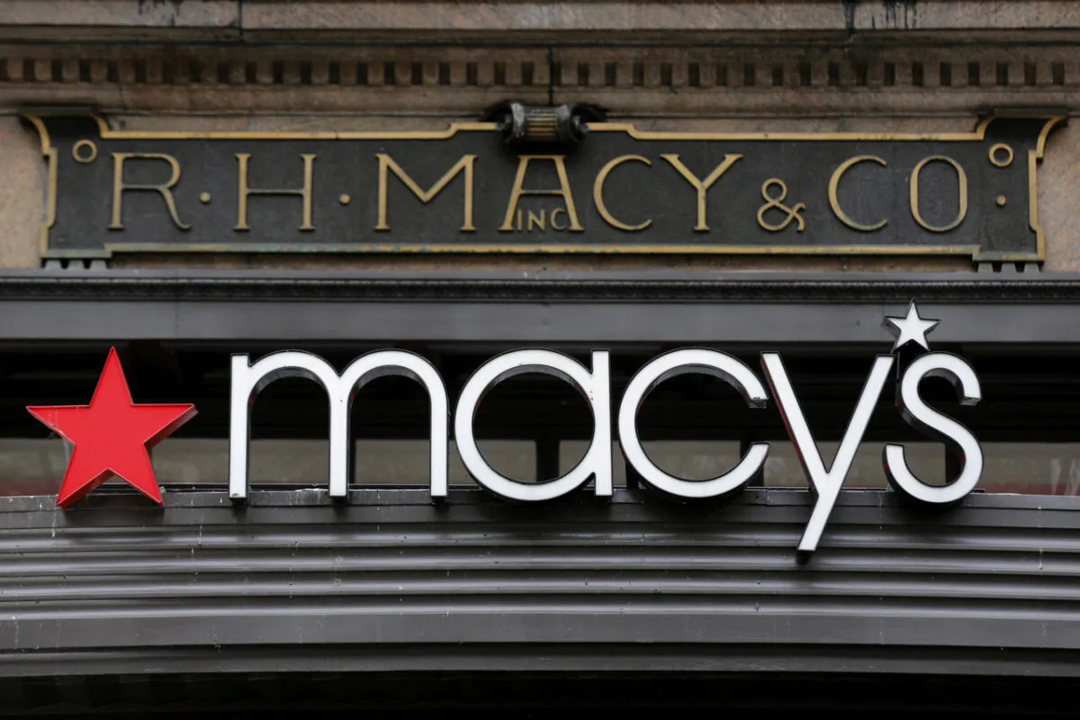 R.H. Macy and Co.'s flagship department store is pictured in midtown New York on November 11, 2015. (Brendan McDermid/Reuters)