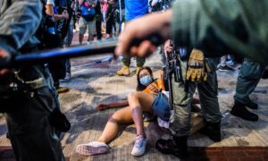 US Imposes Visa Curbs on Chinese Officials Who Erode Rights, Freedoms in Hong Kong