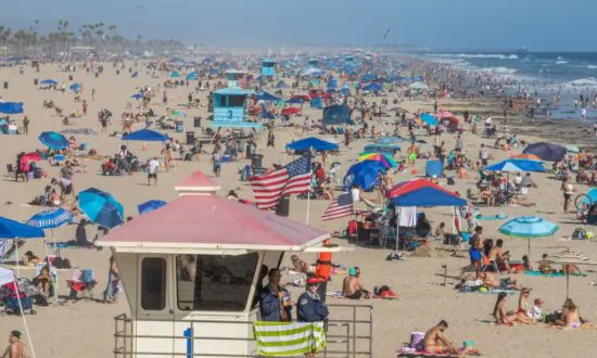 Unruly Gathering in Huntington Beach Prompts Emergency Curfew